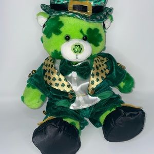 2009 Build a Bear Shamrock Clover St Patrick’s Day Bear With Outfit